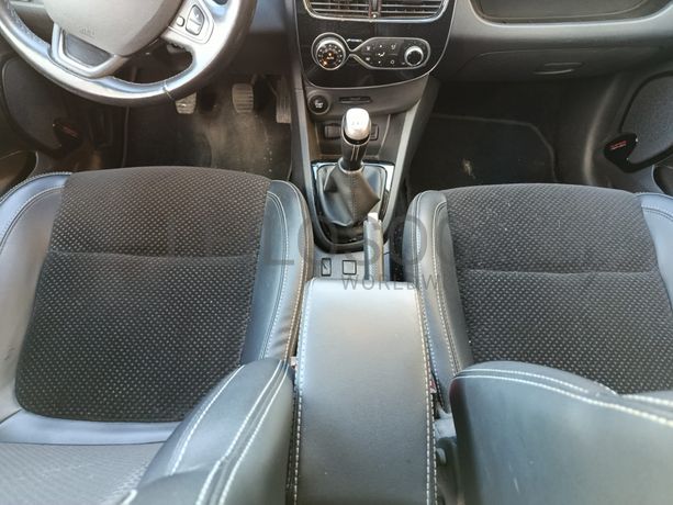 Renault Clio · Ano 2019