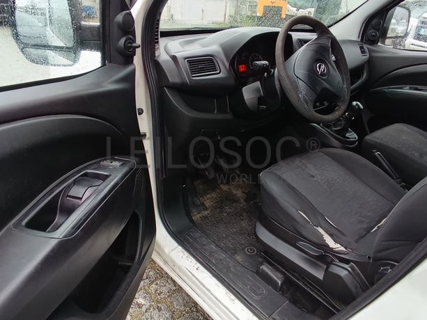 Opel Combo D Van · Ano 2017