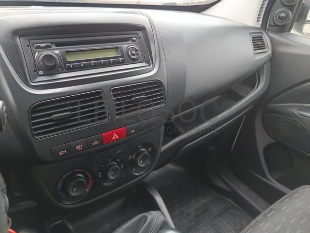 Opel Combo D Van · Ano 2017