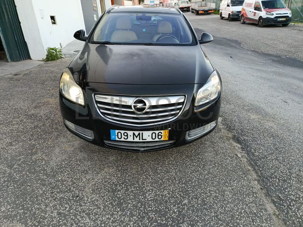 Opel Insígnia Sports Tourer · Ano 2011