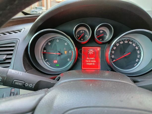 Opel Insígnia Sports Tourer · Ano 2011