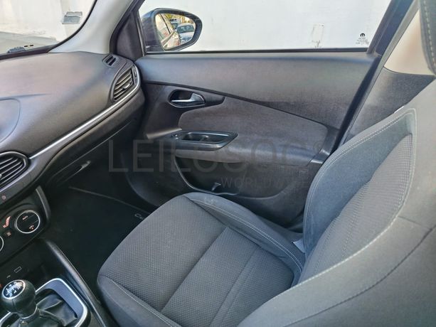 Fiat Tipo · Ano 2018