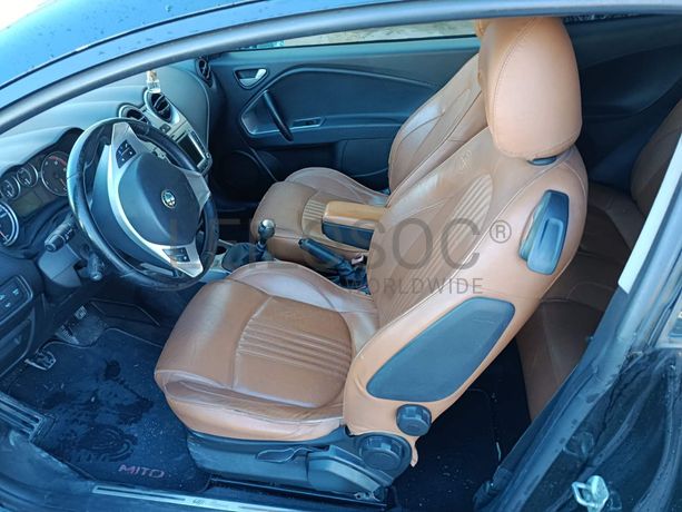Alfa Romeo Mito · Ano 2011