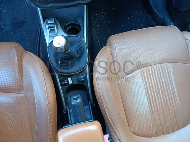 Alfa Romeo Mito · Ano 2011