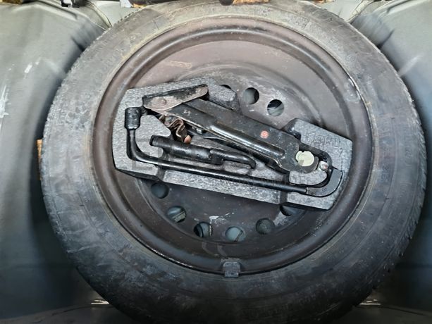 Peugeot 107 · Ano 2006