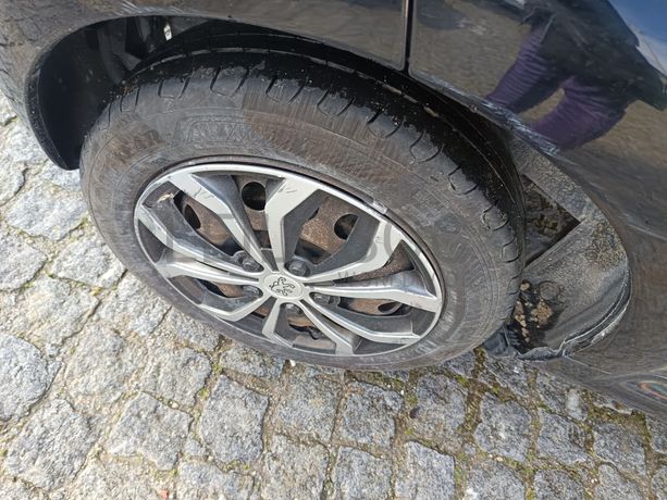 Peugeot 107 · Ano 2006