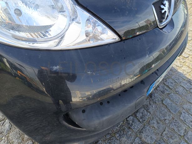 Peugeot 107 · Ano 2006