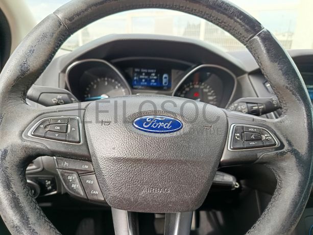 Ford Focus · Ano 2015
