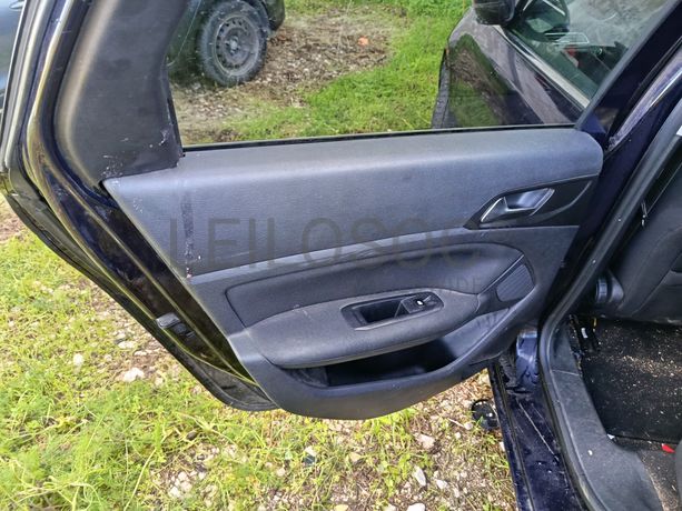 Peugeot 308 · Ano 2014