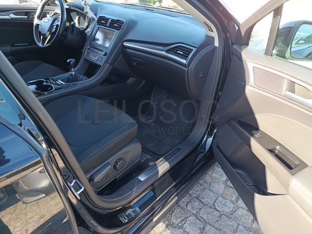 Ford Mondeo · Ano 2016