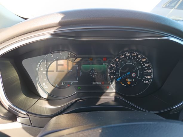 Ford Mondeo · Ano 2016