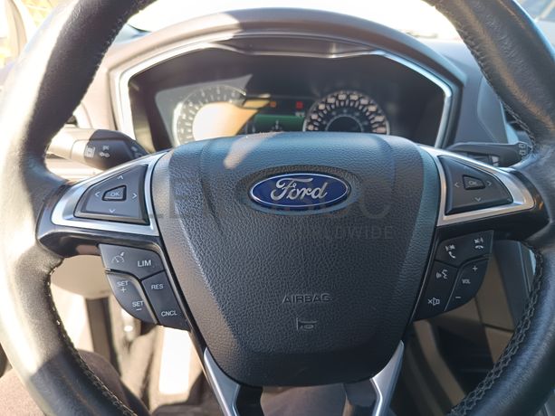 Ford Mondeo · Ano 2016