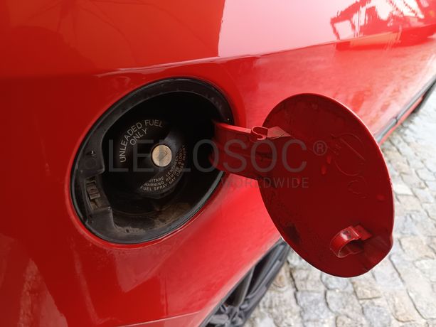 Fiat Punto EVO 1.4 16V · Ano 2010