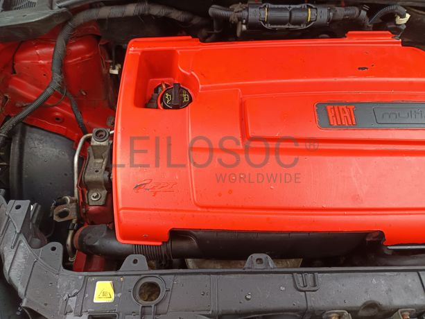 Fiat Punto EVO 1.4 16V · Ano 2010