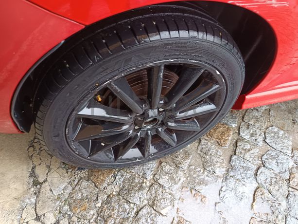 Fiat Punto EVO 1.4 16V · Ano 2010