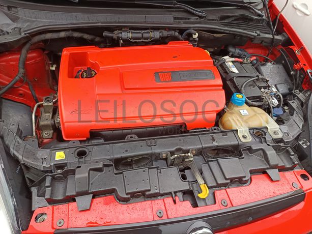 Fiat Punto EVO 1.4 16V · Ano 2010