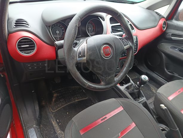 Fiat Punto EVO 1.4 16V · Ano 2010