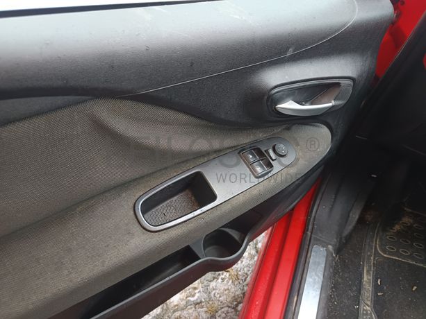 Fiat Punto EVO 1.4 16V · Ano 2010