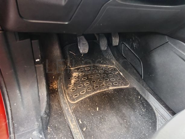 Fiat Punto EVO 1.4 16V · Ano 2010