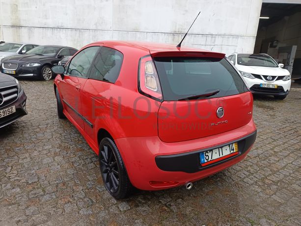 Fiat Punto EVO 1.4 16V · Ano 2010