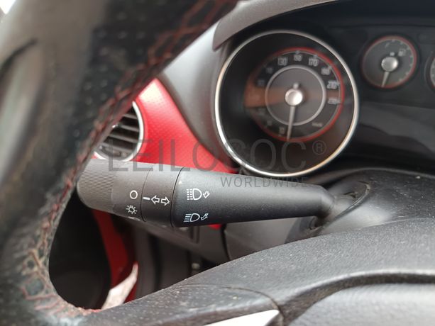 Fiat Punto EVO 1.4 16V · Ano 2010