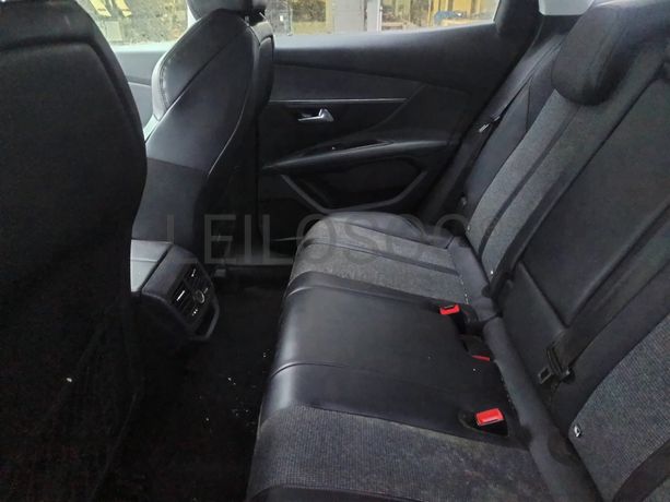 Peugeot 3008 · Ano 2018