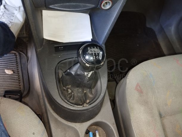 Volkswagen Caddy 1.9 TDI · Ano 2005