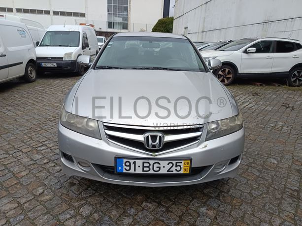 Honda Accord · Ano 2006