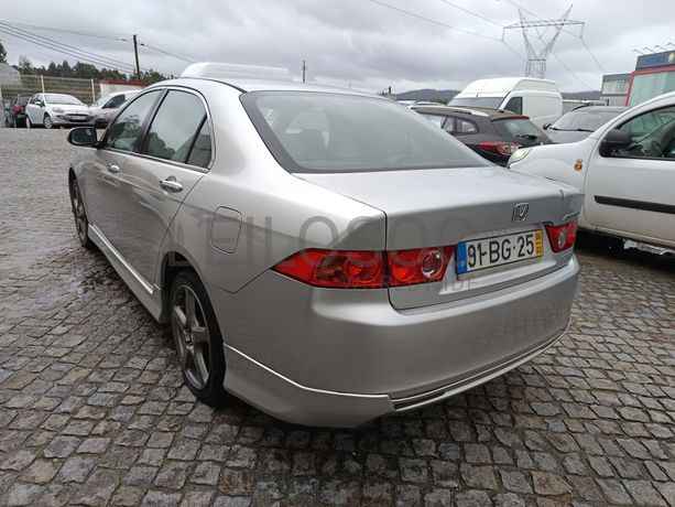 Honda Accord · Ano 2006