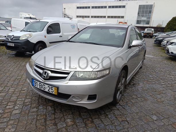 Honda Accord · Ano 2006
