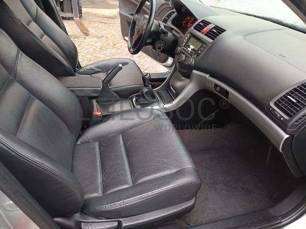 Honda Accord · Ano 2006