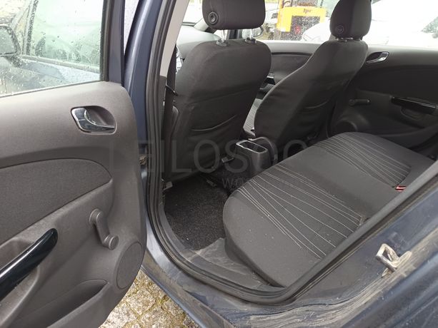 Opel Corsa · Ano 2010