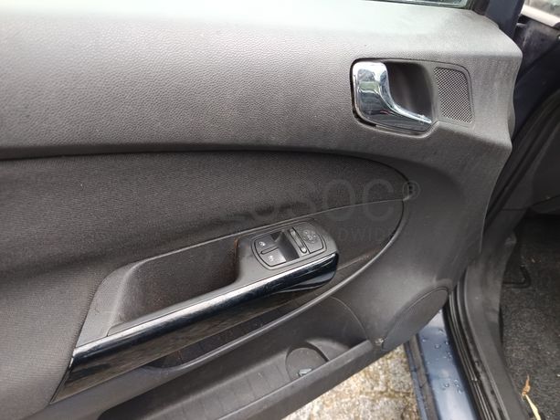 Opel Corsa · Ano 2010