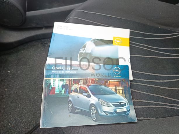 Opel Corsa · Ano 2010