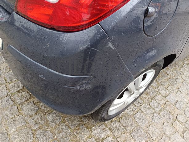 Opel Corsa · Ano 2010