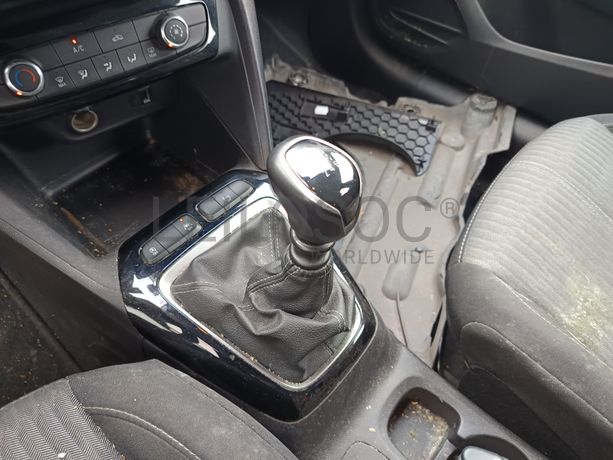 Opel Corsa · Ano 2021