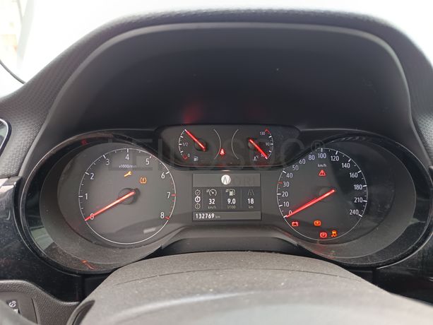 Opel Corsa · Ano 2021