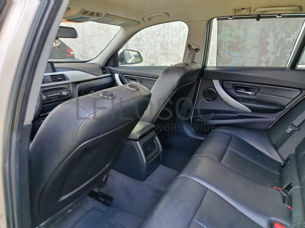 BMW 320 d · Ano 2013