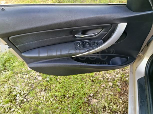 BMW 320 d · Ano 2013