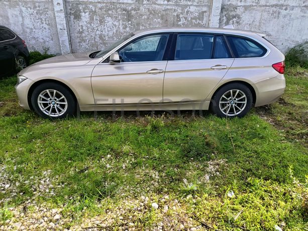 BMW 320 d · Ano 2013