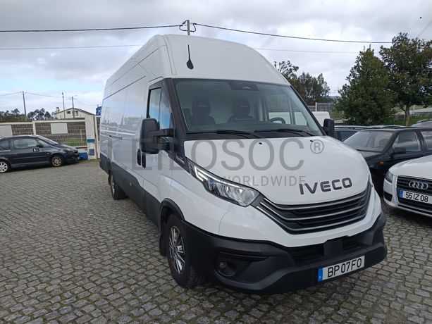 Iveco Daily · Ano 2024