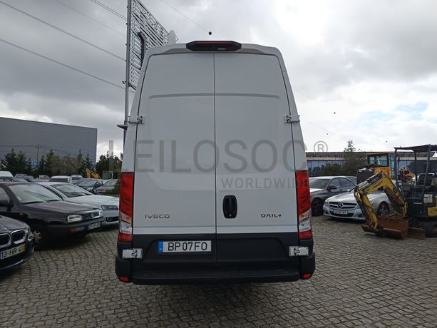 Iveco Daily · Ano 2024