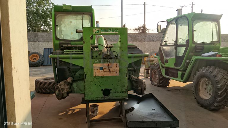 Multicarregador MERLO P38.13 EE