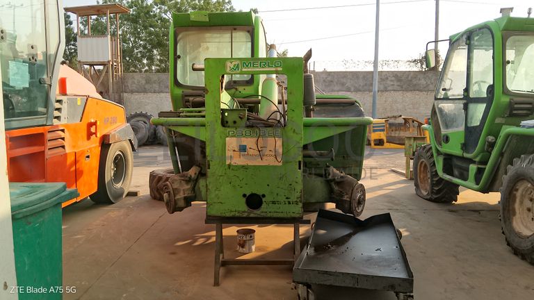 Multicarregador MERLO P38.13 EE