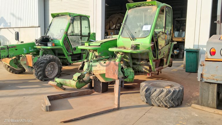 Multicarregador MERLO P38.13 EE