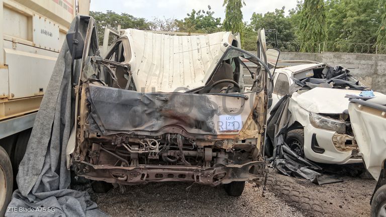 Viat. Pesadas HINO DUTRO XZU CD