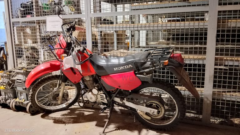 Motociclo HONDA CTX 200