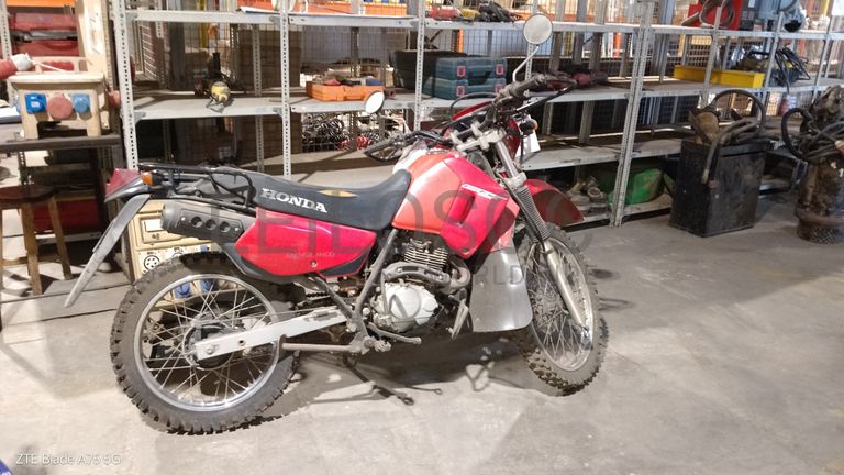 Motociclo HONDA CTX 200