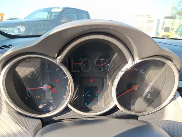 Chevrolet Cruze · Ano 2010