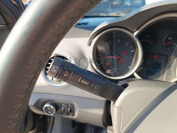 Chevrolet Cruze · Ano 2010